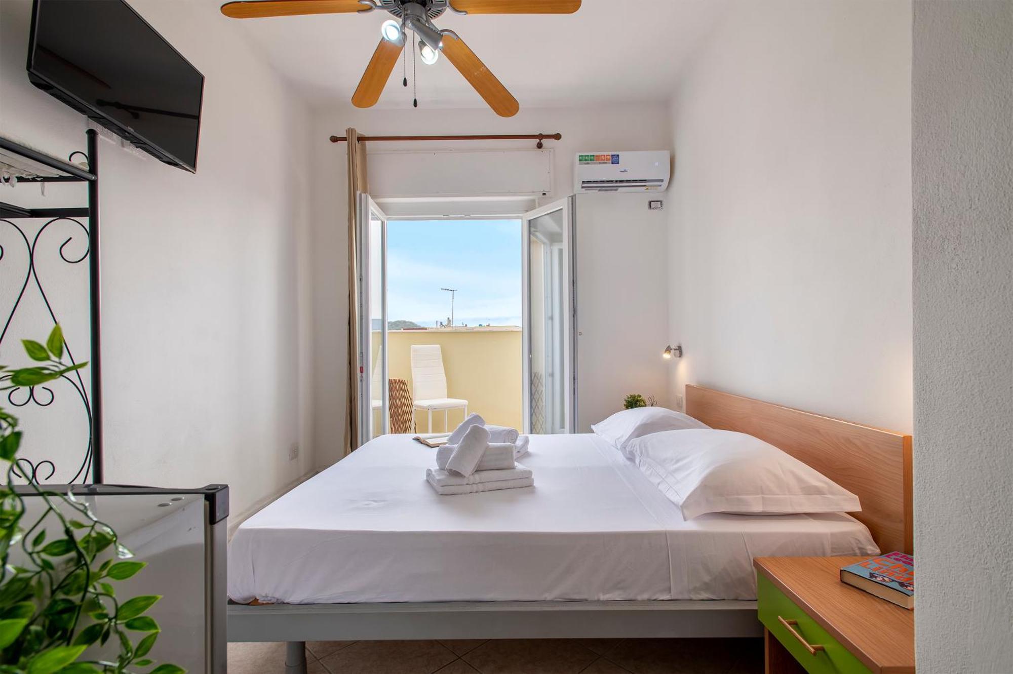 Oasis Guest House Alghero Exteriör bild